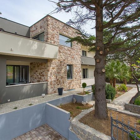 Apartments Memories Baska  Exterior photo