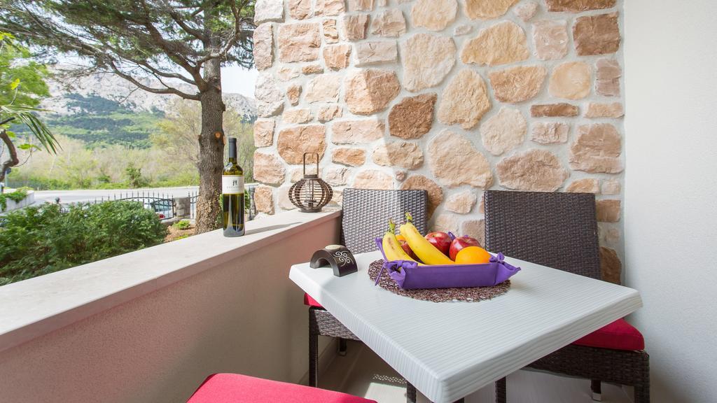 Apartments Memories Baska  Exterior photo